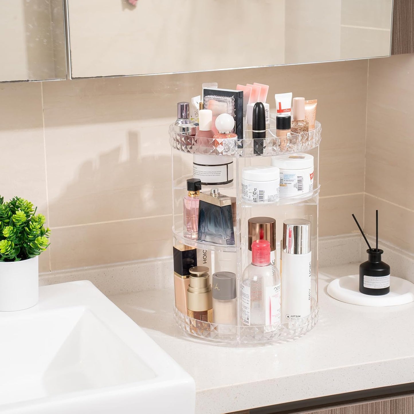 360 Rotating Makeup Organizer Perfume Organizer Clear Cosmetic Storage Display Case Large Capacity Acrylic Beauty Holder Adjustable Partition Height for Bedroom Dresser or Bathroom Vanity